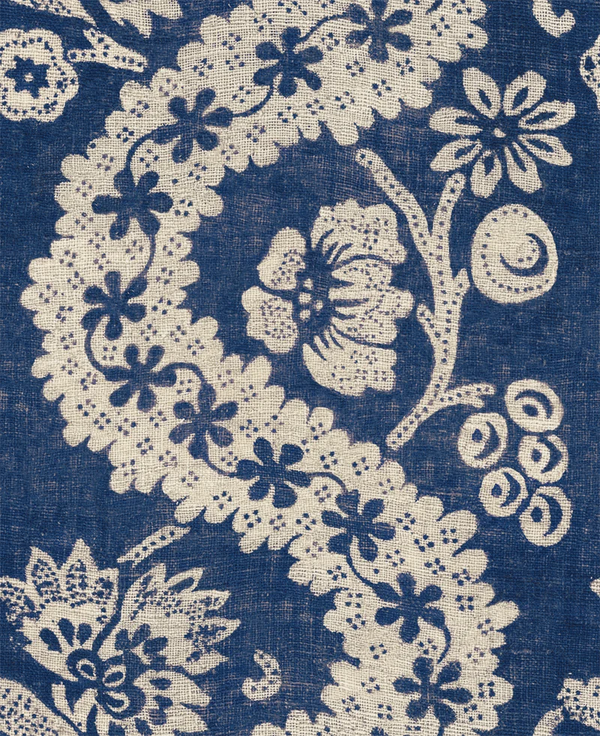Oratorio Wallpaper Panel 96B – Heritage Floral Wallpaper – view 4