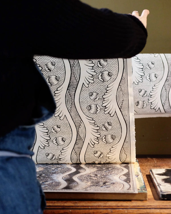 Grenades Domino Paper 2A – Hand-Painted Decorative Paper – view 4