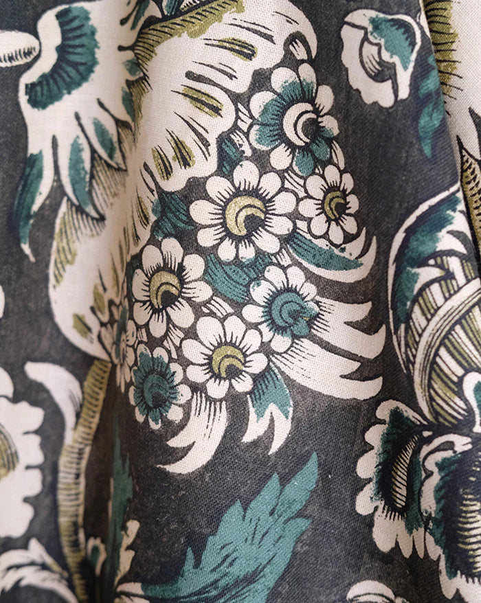 Grands Pavots 59B floral poppy French linen fabric by Antoinette Poisson Callista Home