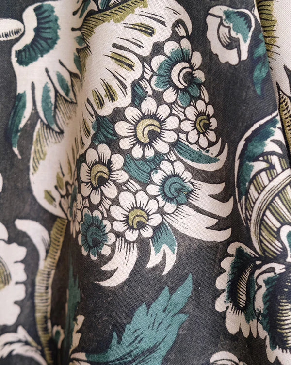 Grands Pavots 59B floral poppy French linen fabric by Antoinette Poisson Callista Home